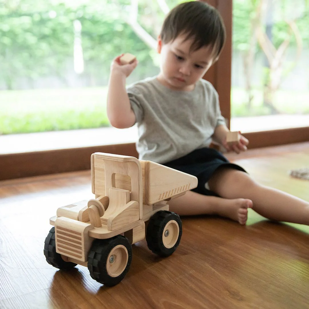 Dump Truck - Image 2