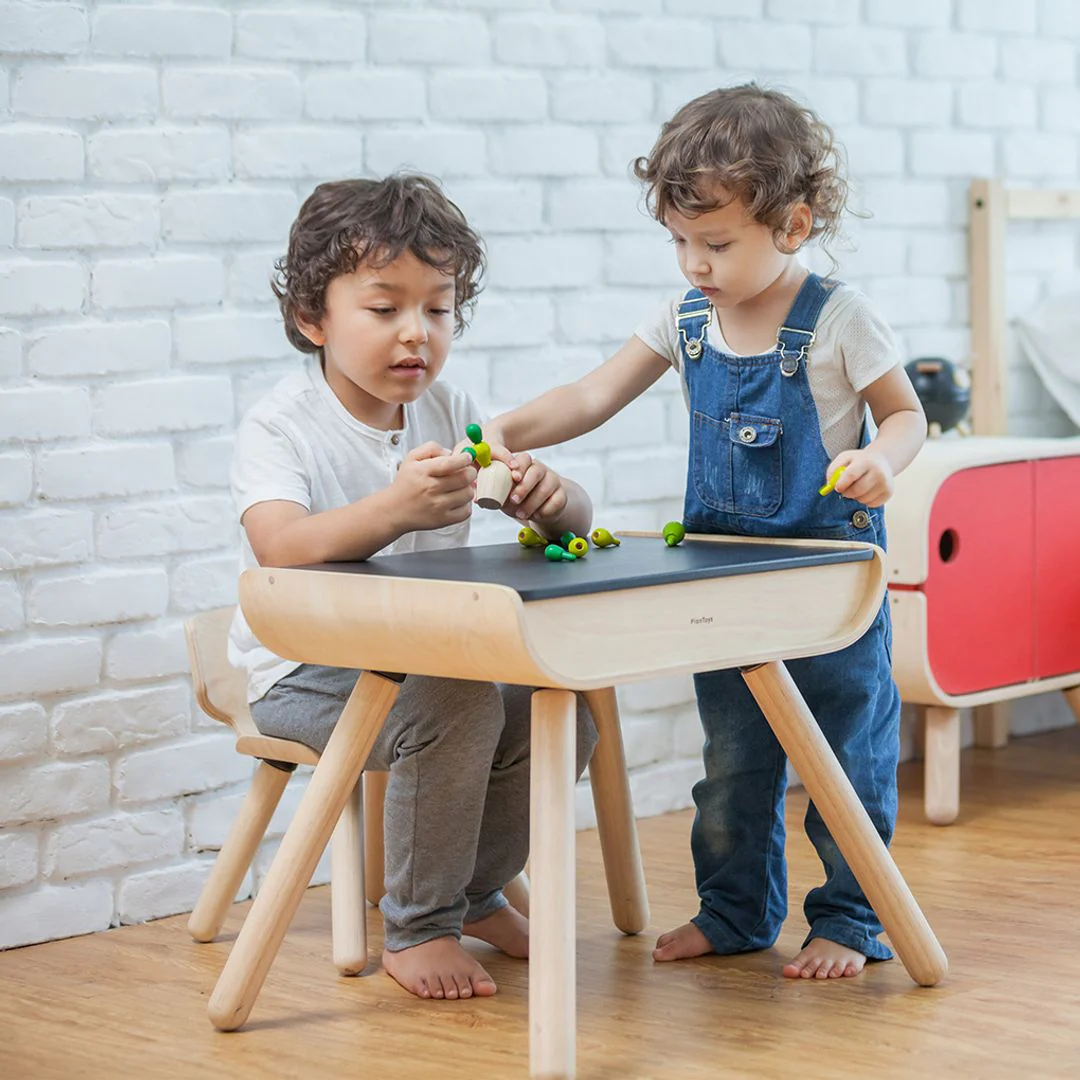 Table & Chair - Black - Image 7